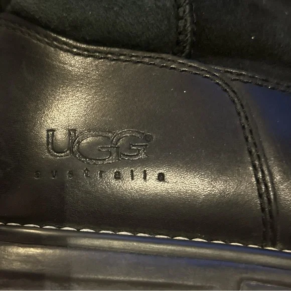 UGG Australia Black Leather Sheepskin Lined Boots - Winter - Size - Picture 5 of 7